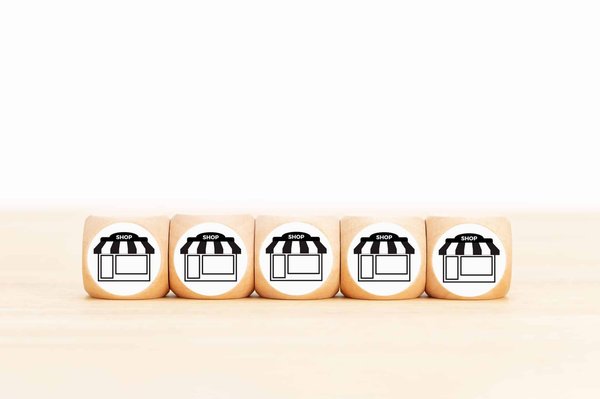 Quels sont les avantages et inconvénients juridiques de la franchise en entreprise ?